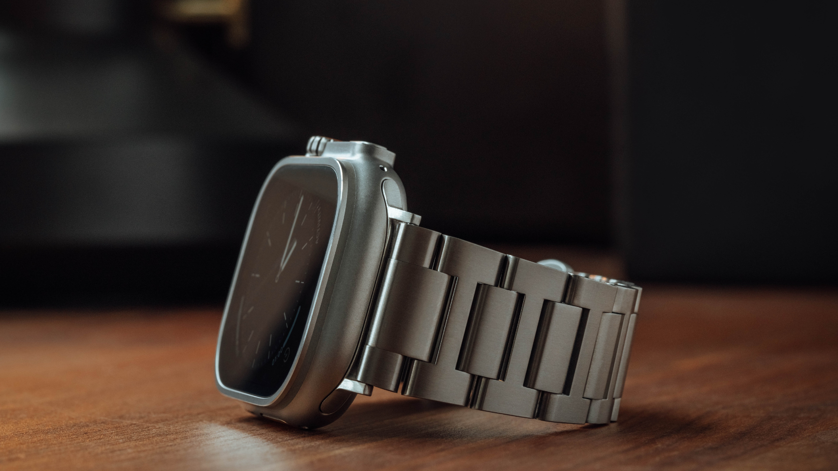 Best Apple Watch Ultra Band: Leather vs. Titanium