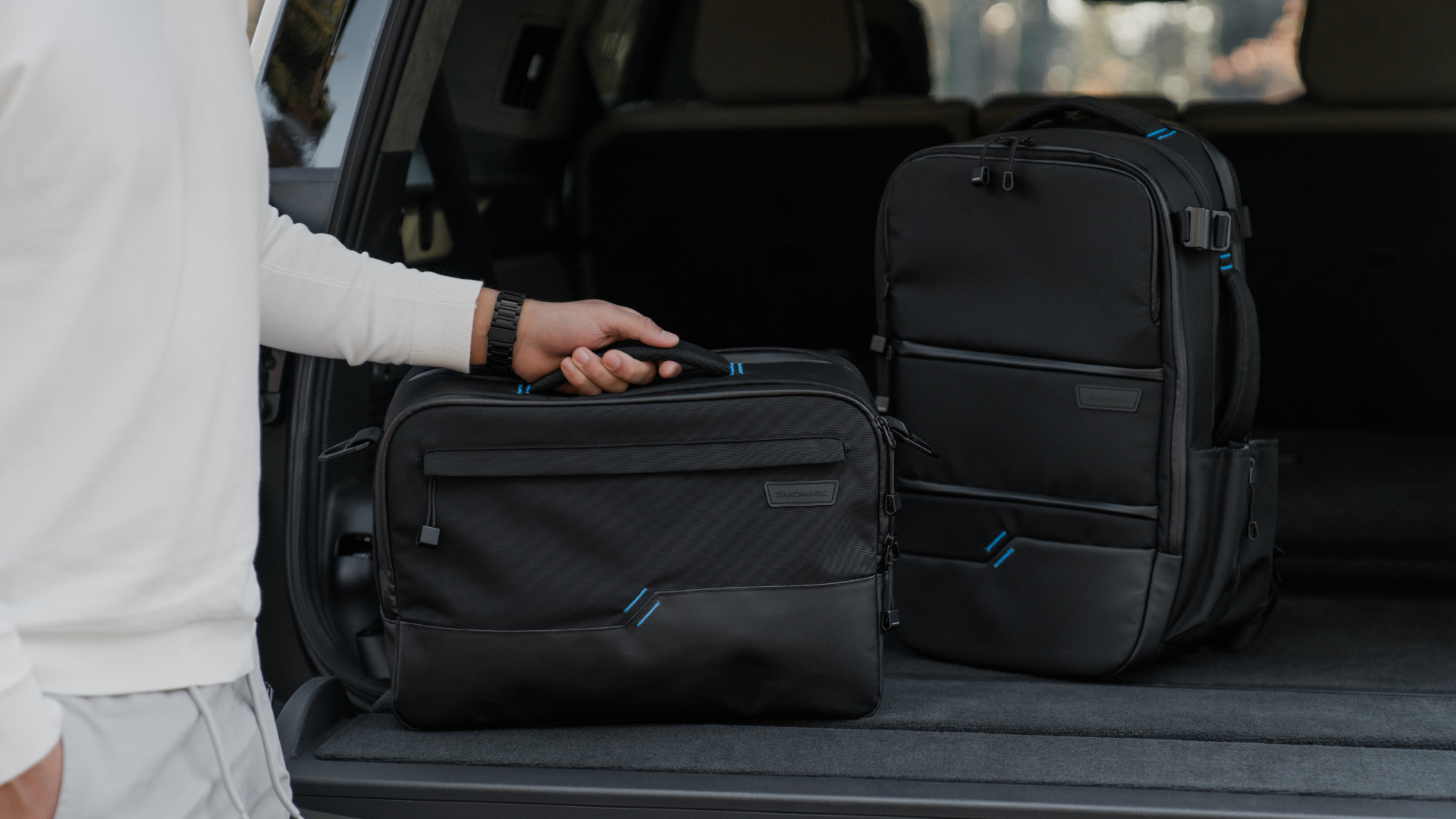 Messenger Pro vs. Travel Backpack: Which One's Right for You?