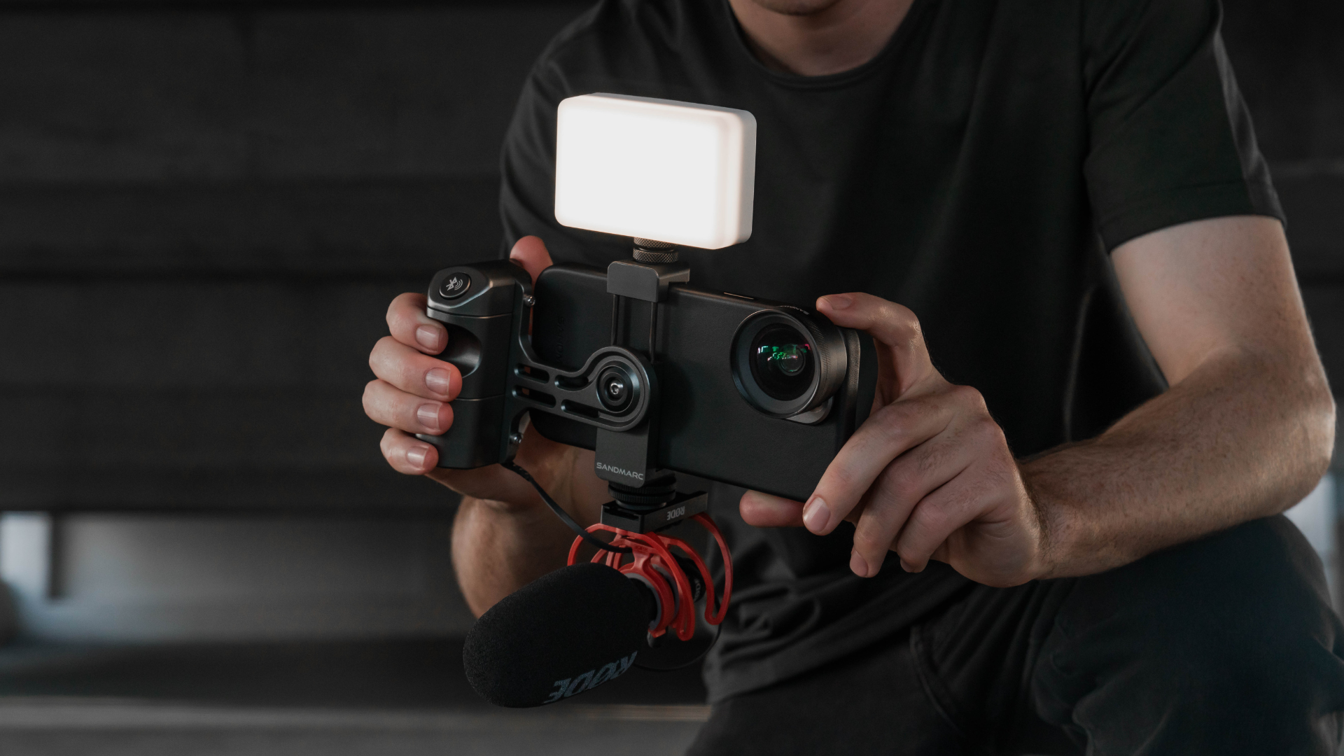 Creator Grip for iPhone: Reaching its Full Potential through Multi-Gear Setup