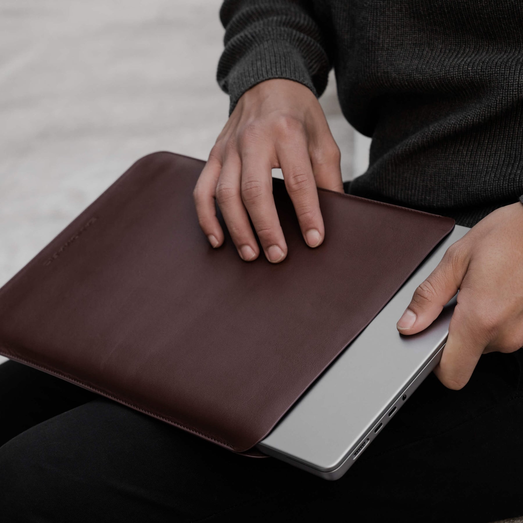 Leather Edition - MacBook Pro/Air Sleeve 16" & 15"