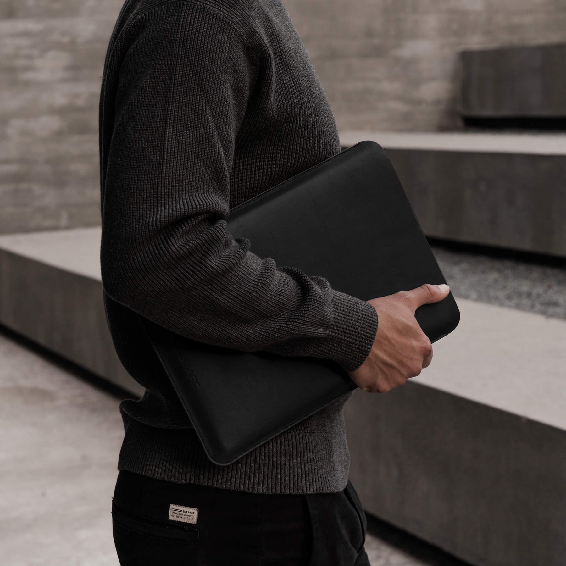 Leather Edition - MacBook Pro/Air Sleeve 14"/13"