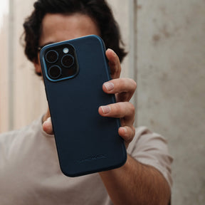 Minimal Leather Case - iPhone 16 Pro - Navy